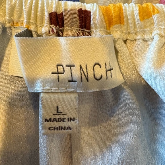 Pinch Colorful Patterned Fabric - Picture 7 of 8